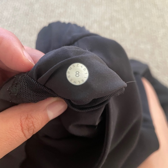 Lululemon On The Fly Pants - Picture 3 of 3